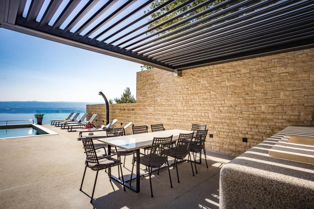Villa Dispet With Heated Pool, Jacuzzi, Sauna And Cinema Celina Eksteriør billede