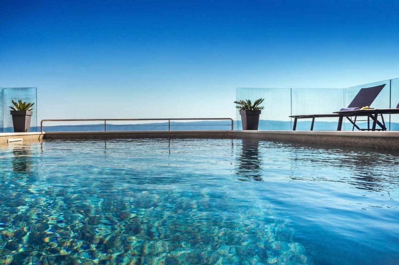 Villa Dispet With Heated Pool, Jacuzzi, Sauna And Cinema Celina Eksteriør billede