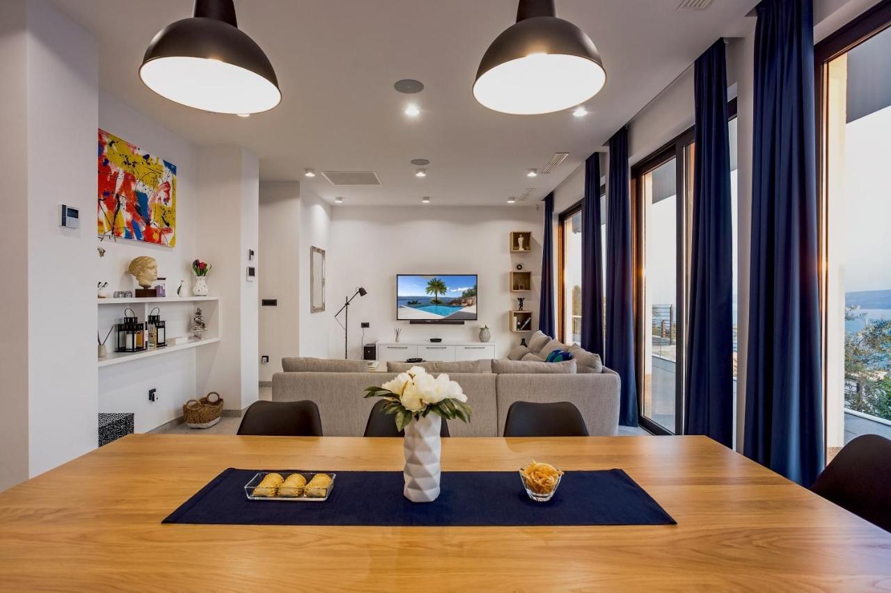 Villa Dispet With Heated Pool, Jacuzzi, Sauna And Cinema Celina Eksteriør billede
